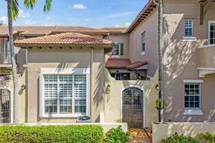 14709 SW 6th St, Pembroke Pines, FL 33027 - Photo 1