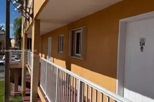 6245 Kendale Lakes Circle, Miami, FL 33183 - Photo 1