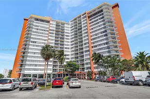 1301 NE Miami Gardens Dr, Miami, FL 33179 - Photo 1