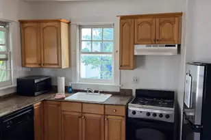 315 Eucalyptus St, West Palm Beach, FL 33401 - Photo 1