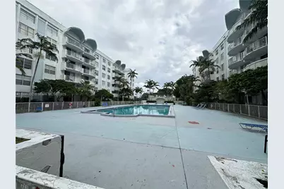 484 NW 165th St Rd #A-310, Miami, FL 33169 - Photo 1