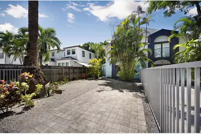 2818 W Trade Ave, Coconut Grove, FL 33133 - Photo 1