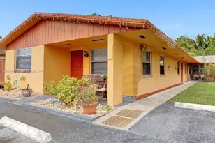 901 NE 39th St, Oakland Park, FL 33334 - Photo 1