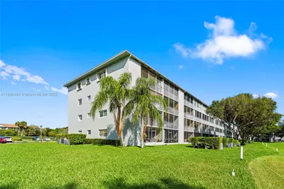 301 SW 135th Ave #105C, Pembroke Pines, FL 33027 - Photo 1