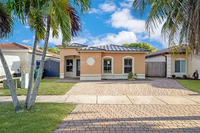 7978 NW 200th St, Hialeah, FL 33015 - Photo 1