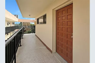 650 NE 149th St #502A, Miami, FL 33161 - Photo 1