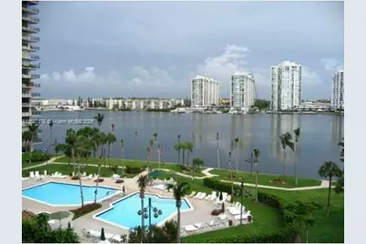 18181 NE 31 Ct #2705, Aventura, FL 33160 - Photo 1