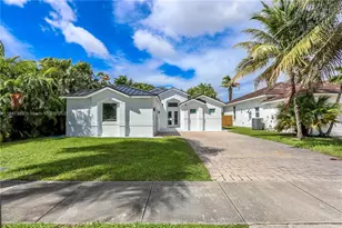 1230 S 13th Ave, Hollywood, FL 33019 - Photo 1