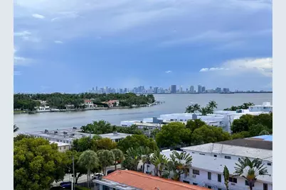 6900 Bay Dr #8D, Miami Beach, FL 33141 - Photo 1