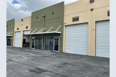 10601 NW 122nd St #14, Medley, FL 33178 - Photo 1