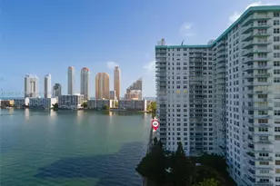 301 174th St, Sunny Isles Beach, FL 33160 - Photo 1