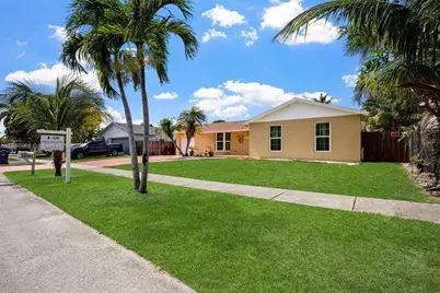 13211 SW 262nd Ter, Homestead, FL 33032 - Photo 1