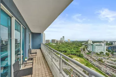 60 SW 13th St #1721, Miami, FL 33130 - Photo 1