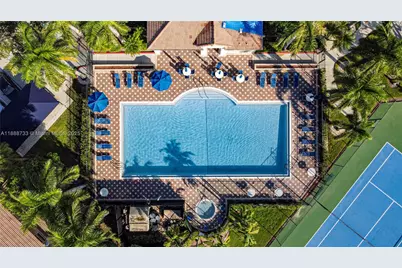 12011 SW 2nd St, Pembroke Pines, FL 33025 - Photo 1