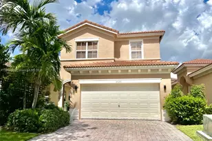 3725 NE 10th St, Homestead, FL 33033 - Photo 1