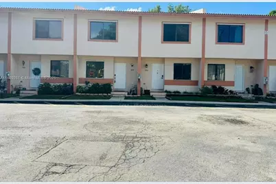 9090 NW 40th St #3, Coral Springs, FL 33065 - Photo 1