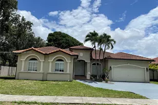 7861 NW 159th Terrace, Miami Lakes, FL 33016 - Photo 1