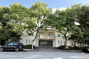 630 85th St, Miami Beach, FL 33141 - Photo 1