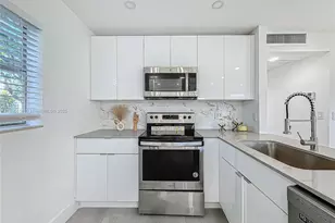 260 Monaco F, Delray Beach, FL 33446 - Photo 1