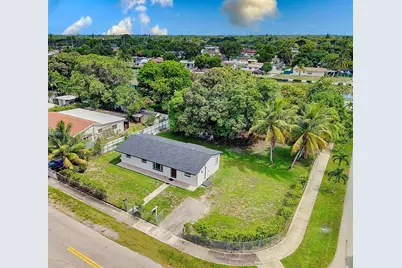 3354 NW 181st St, Miami Gardens, FL 33056 - Photo 1