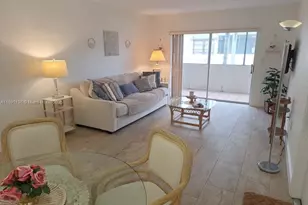 7923 SW 104th St, Miami, FL 33156 - Photo 1