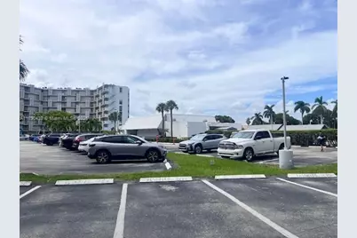 3475 N Country Club Dr #204, Aventura, FL 33180 - Photo 1