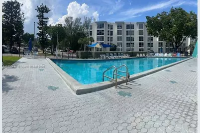 17560 Atlantic Blvd #203, Sunny Isles Beach, FL 33160 - Photo 1