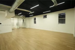 997 NE 125th St, North Miami, FL 33161 - Photo 1