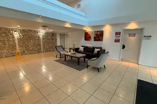 140 Lakeview Dr, Weston, FL 33326 - Photo 1