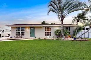 26303 SW 127th Pl, Homestead, FL 33032 - Photo 1