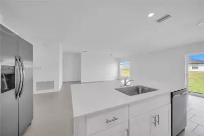4103 Lattuca Ln #4103, North Fort Myers, FL 33917 - Photo 7
