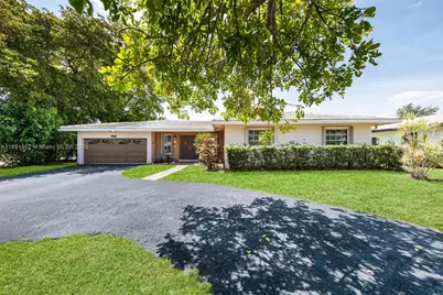 10840 NW 40th St, Coral Springs, FL 33065 - Photo 1