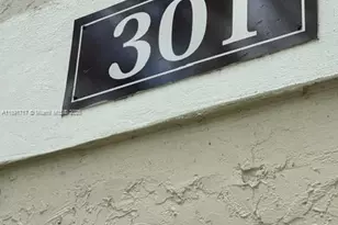 301 Gardens Dr, Pompano Beach, FL 33069 - Photo 1