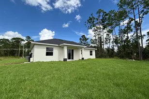 1018 Maddock St E, Lehigh Acres, FL 33974 - Photo 29