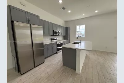 1018 Maddock St E #0, Lehigh Acres, FL 33974 - Photo 5