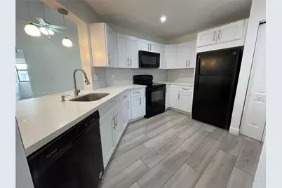 1042 Adams Ave #1042E, Homestead, FL 33034 - Photo 1