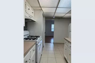 18101 NW 68th Ave #B201, Hialeah, FL 33015 - Photo 1