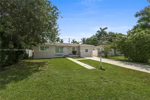 1468 NE 118th St, Miami, FL 33161 - Photo 1