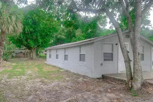 309 N 17th St, Fort Pierce, FL 34950 - Photo 1