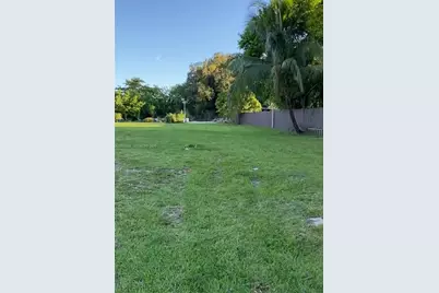 50 NW 156th St, Miami, FL 33169 - Photo 1