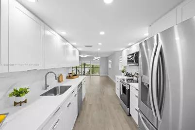 1400 SW 137th Ave #312F, Pembroke Pines, FL 33027 - Photo 1