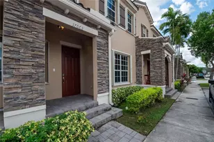 17062 SW 95th Terrace, Miami, FL 33196 - Photo 1