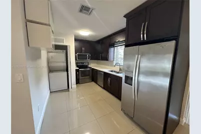2155 Biarritz Dr, Miami Beach, FL 33141 - Photo 1