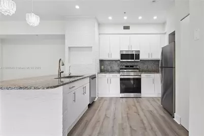 7330 NW 114th Ave #208-5, Doral, FL 33178 - Photo 1