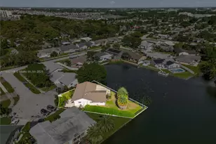 1901 NW 41 St St, Oakland Park, FL 33309 - Photo 1