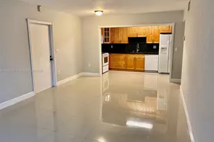 7913 SW 104th St, Miami, FL 33156 - Photo 1