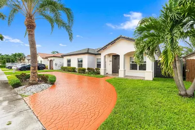 8831 NW 166th Ter, Miami Lakes, FL 33018 - Photo 1