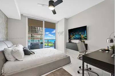 488 NE 18th St #815, Miami, FL 33132 - Photo 19