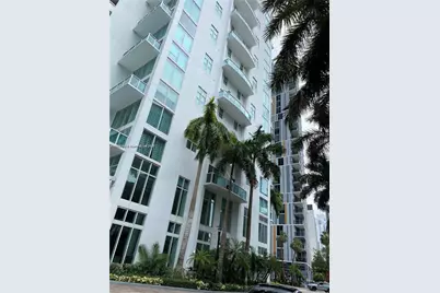 41 SE 5th St #717, Miami, FL 33131 - Photo 1
