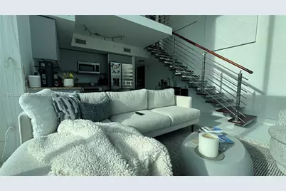 41 SE 5th St #1716, Miami, FL 33131 - Photo 1